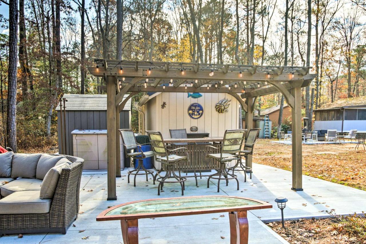 Berlin Home With Patio, 9 Mi To Ocean City Beaches Екстериор снимка