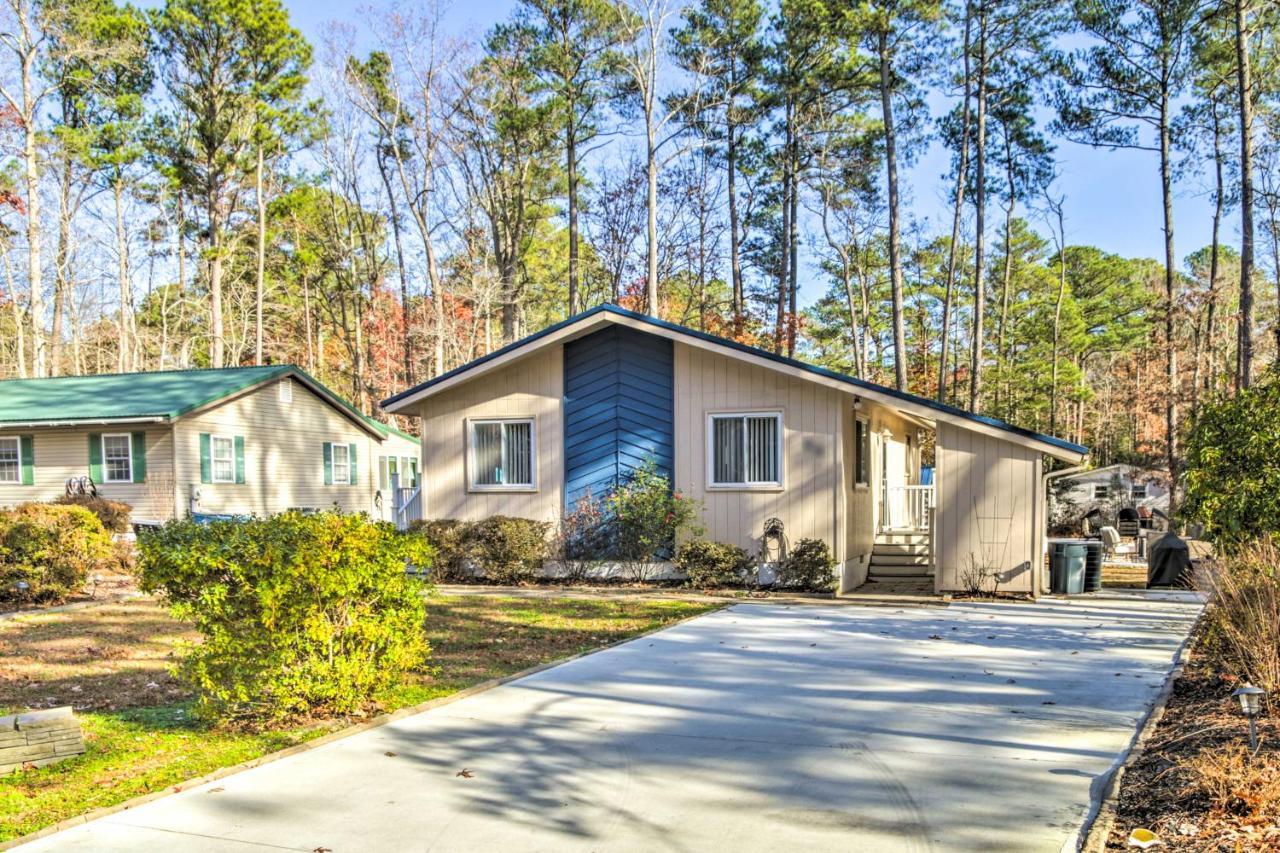 Berlin Home With Patio, 9 Mi To Ocean City Beaches Екстериор снимка